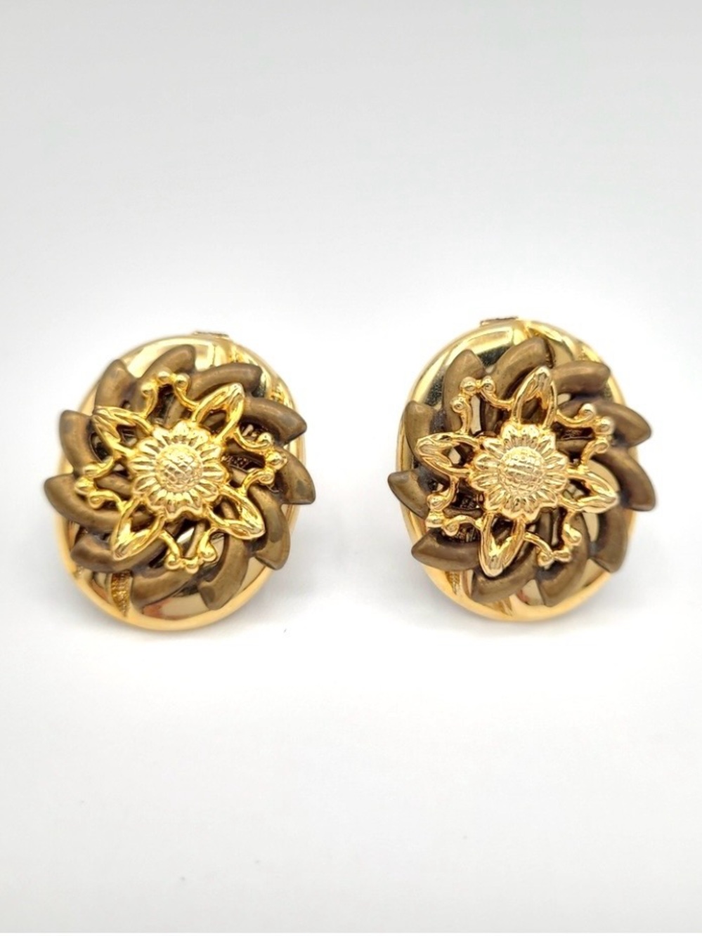 Vintage Gold Tone Floral Clip-On Earrings Brown Enamel